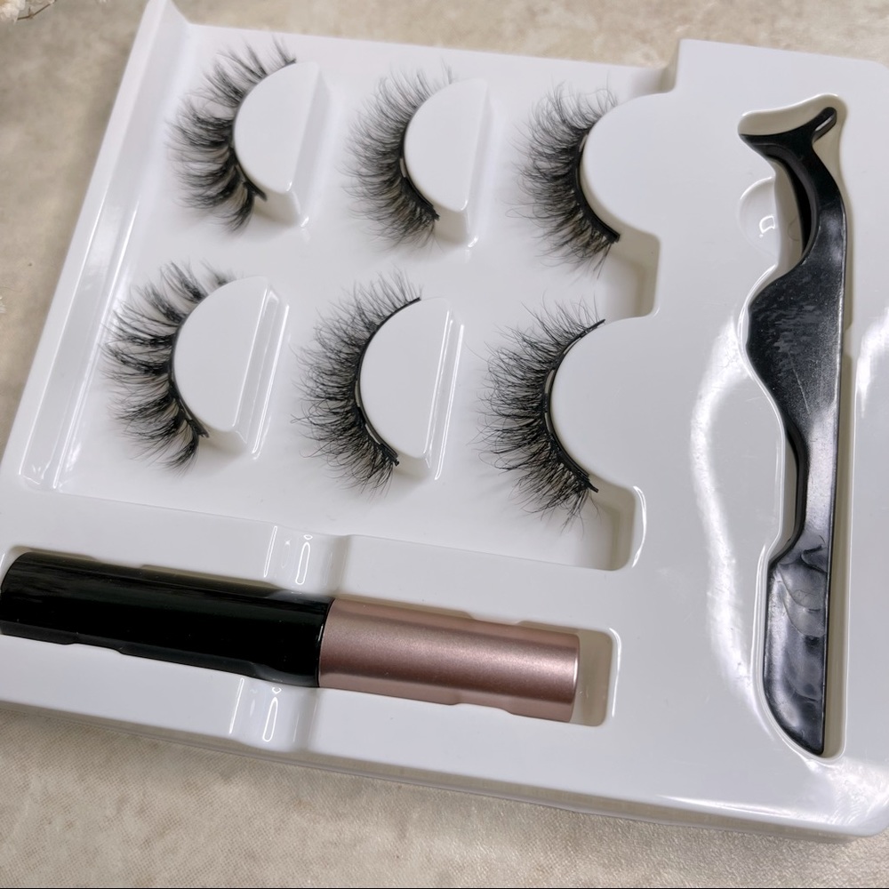 Short and classy magnetic eyelashes high quality